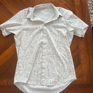 Lululemon sport shirt, medium